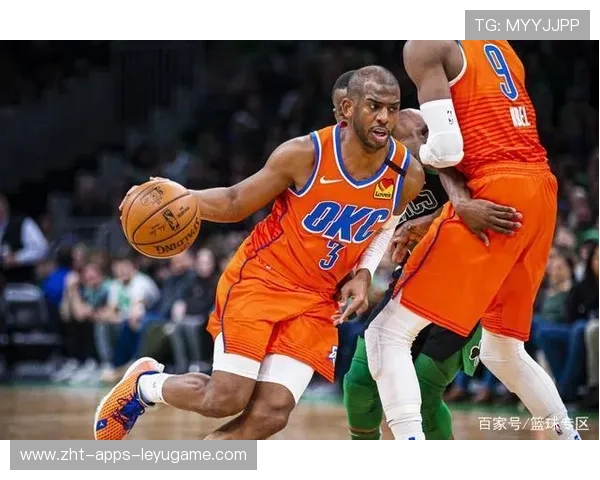 保罗挡拆阅读极快，三次精准喂饼内线